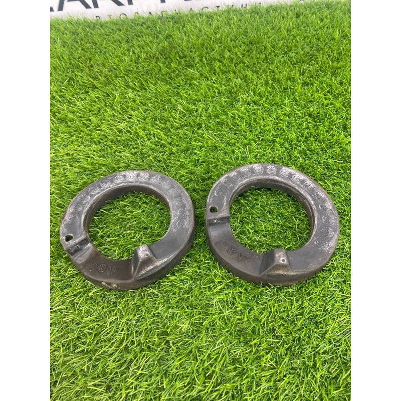 Проставка под пружину (подвеска) Volkswagen Touareg NF 2013 3.0 TDI CRCA 7P0411189a