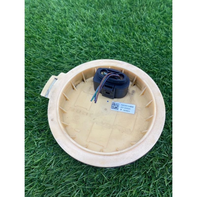 Крышка топливного бака (топливная система) Volkswagen Touareg NF 2013 3.0 TDI CRCA 7L8919679E