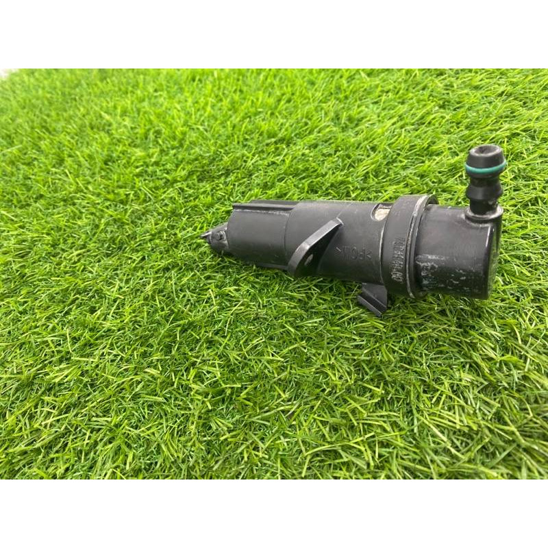 Форсунка омывателя фар (кузов и элементы) BMW 7-series E65 61677001949