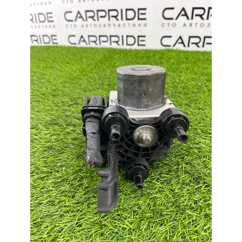 Блок abs (тормозная система) Mercedes-Benz E-class w212 2013 2.2 CDI A2124312148