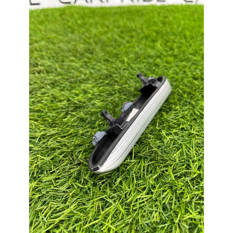 Декоративная накладка торпедо (салон) Audi A3 8v 8v1853189a