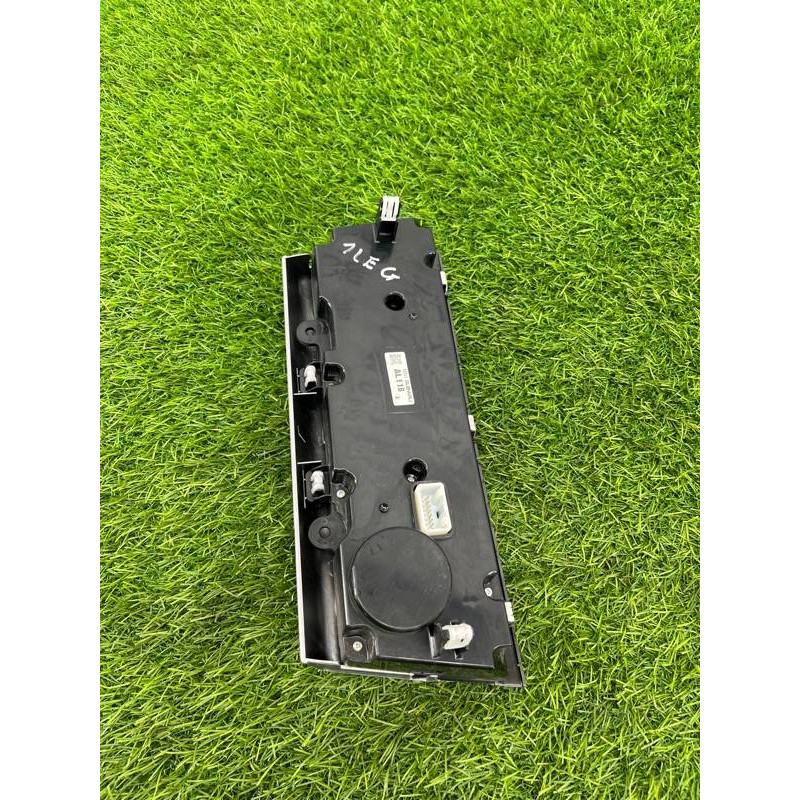 Блок управления климат-контролем (электрика / блок управления) Subaru Legacy BN 2016 2.5 72311al11b