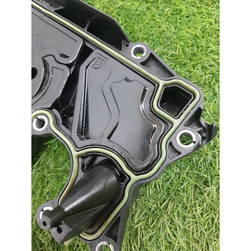 Клапан вентиляции картерных газов (двигатель и элементы) Volkswagen Tiguan 5N 2.0 06h103495ah