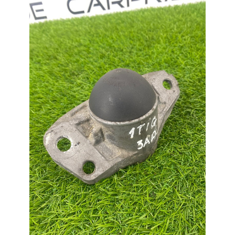 Опора стойки (подвеска) Volkswagen Tiguan 5N 2011 1.4 CAVA 3c0513353c