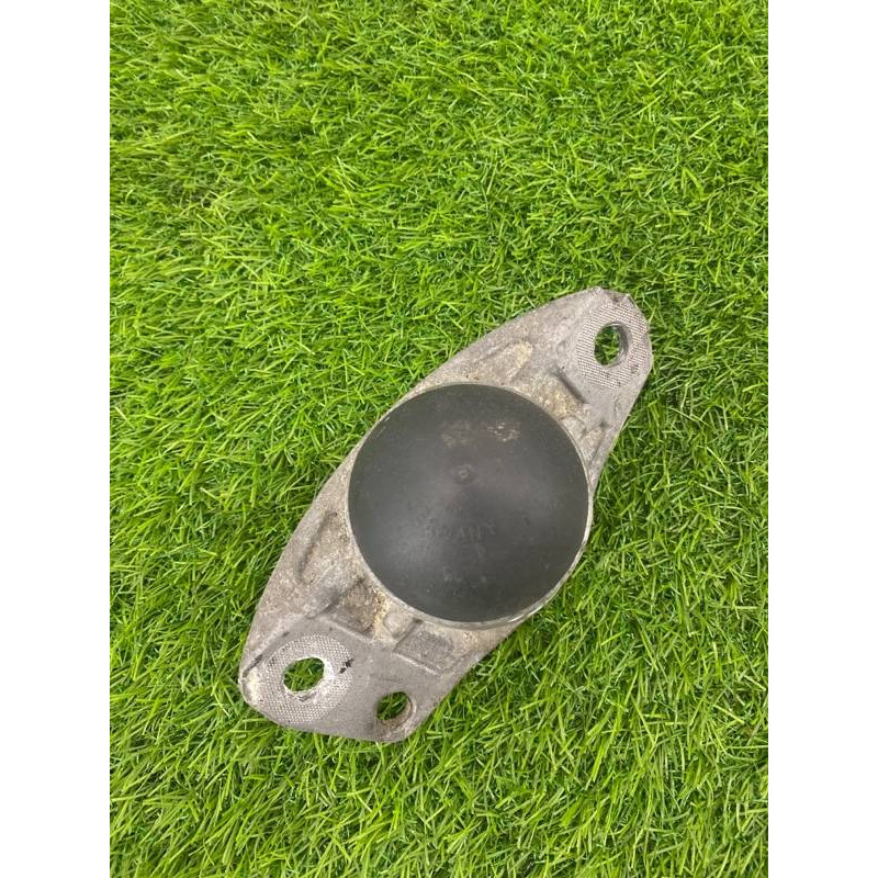 Опора стойки (подвеска) Volkswagen Tiguan 5N 2011 1.4 CAVA 3c0513353c