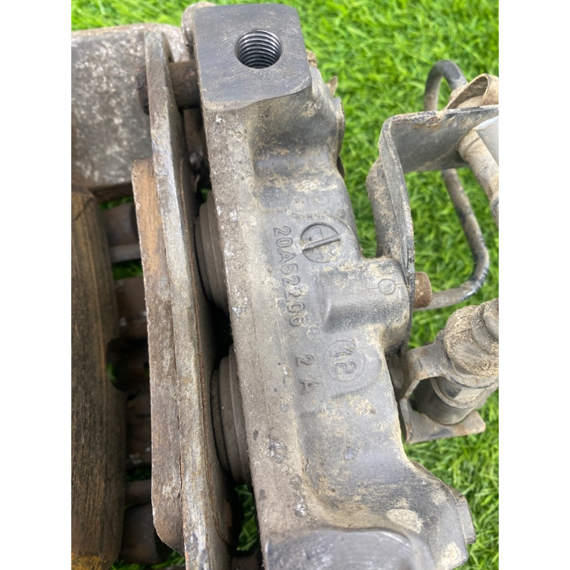 Гальмівний супорт (гальмівна система) Volkswagen Touareg NF 2013 3.0 TDI CRCA 7P6615423D