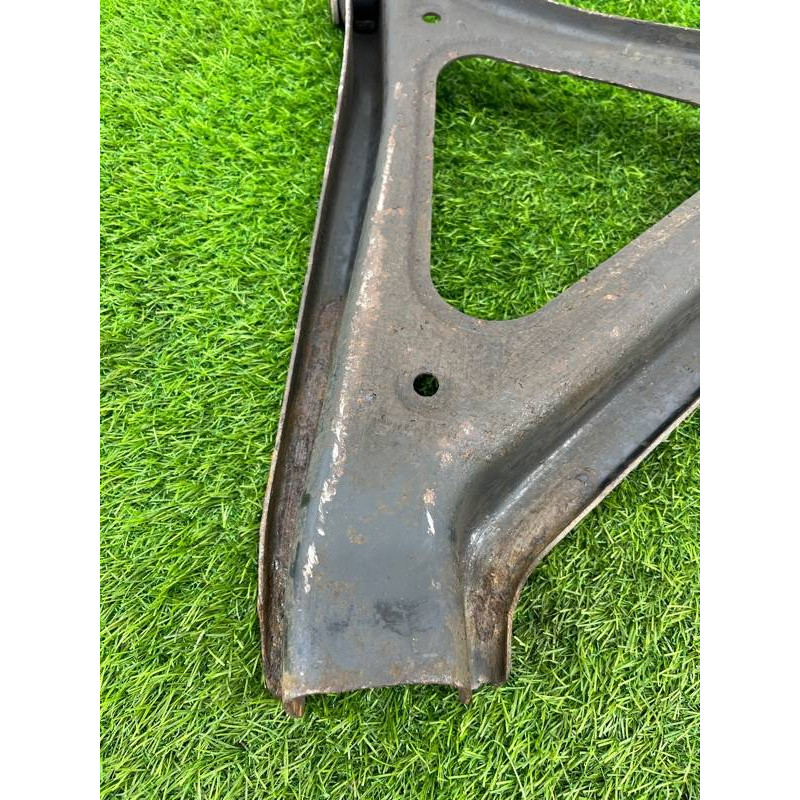 Рычаг подвески (подвеска) Volkswagen Touareg NF 2013 3.0 TDI CRCA 7P0505311E