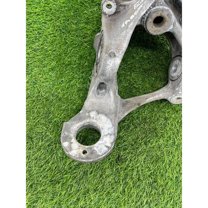 Цапфа подвески (подвеска) AUDI A6 C7 2011 2.0 tdi 8k0505432aq