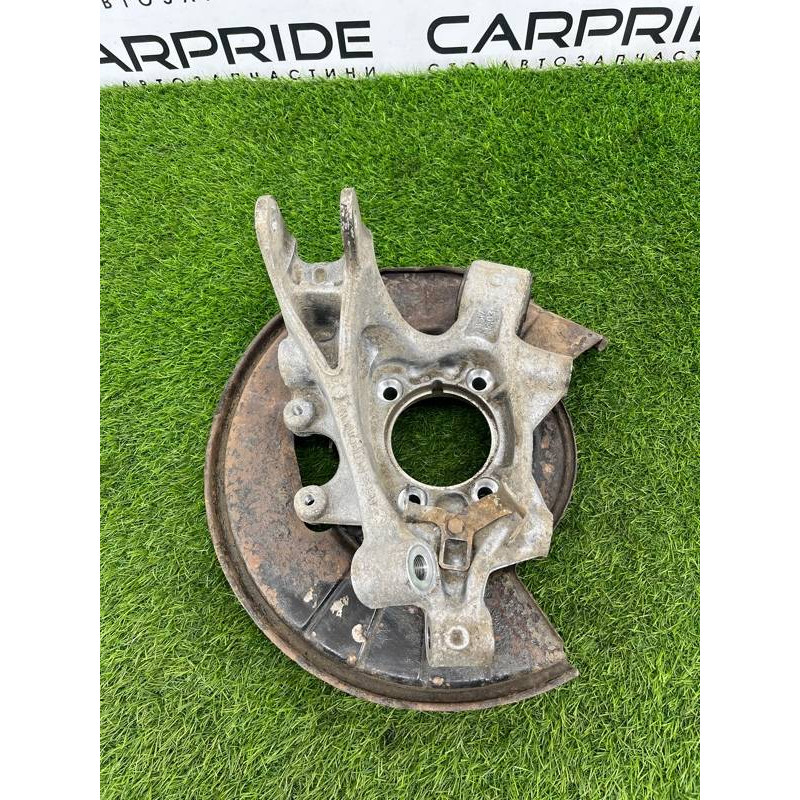 Цапфа подвески (подвеска) Volkswagen Touareg NF 2013 3.0 TDI CRCA 7P0505436B