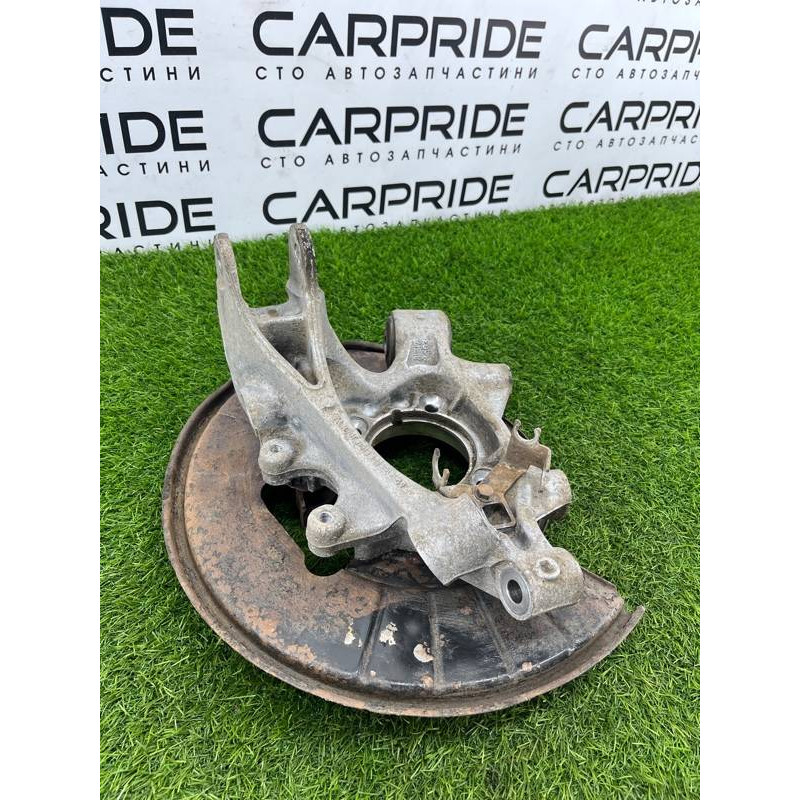 Цапфа подвески (подвеска) Volkswagen Touareg NF 2013 3.0 TDI CRCA 7P0505436B