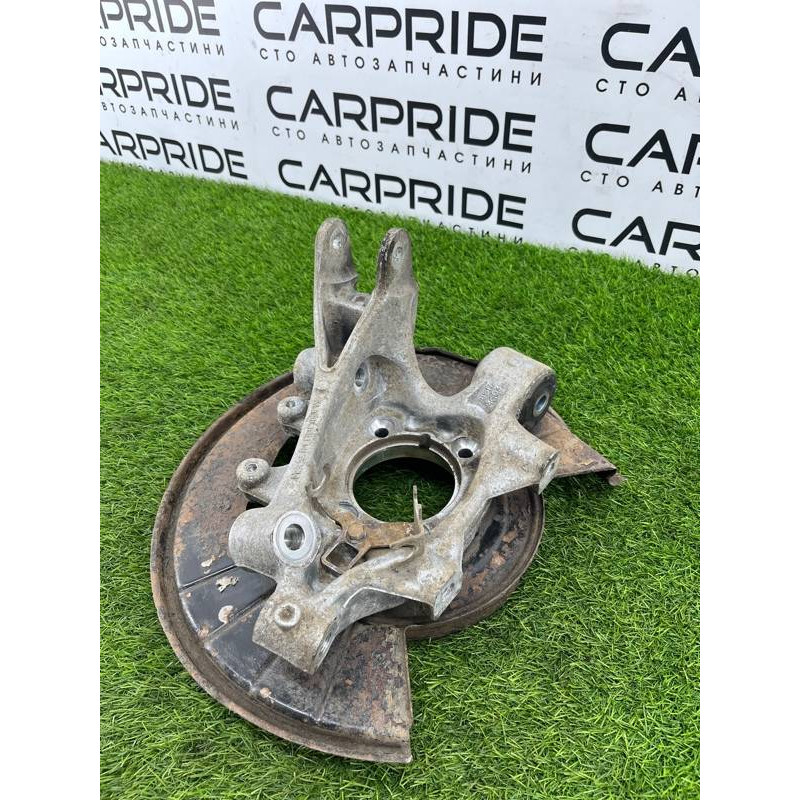 Цапфа подвески (подвеска) Volkswagen Touareg NF 2013 3.0 TDI CRCA 7P0505436B