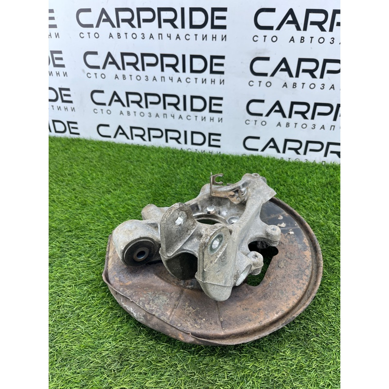 Цапфа подвески (подвеска) Volkswagen Touareg NF 2013 3.0 TDI CRCA 7P0505436B