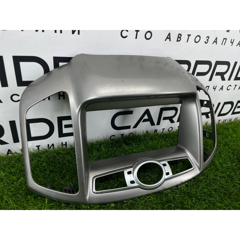 Рамка магнитофона (салон) Chevrolet Captiva C140 2011 2.2 D (z22d1) 20865682