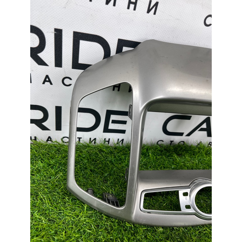 Рамка магнитофона (салон) Chevrolet Captiva C140 2011 2.2 D (z22d1) 20865682