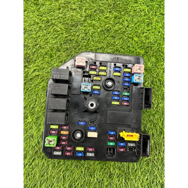 Блок предохранителей (электрика) Chevrolet Captiva C140 2011 2.2 D (z22d1) 95903657