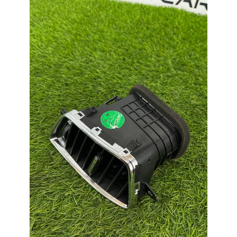 Центральный дефлектор салона (салон) Chevrolet Captiva C140 2011 2.2 D (z22d1) 95388232