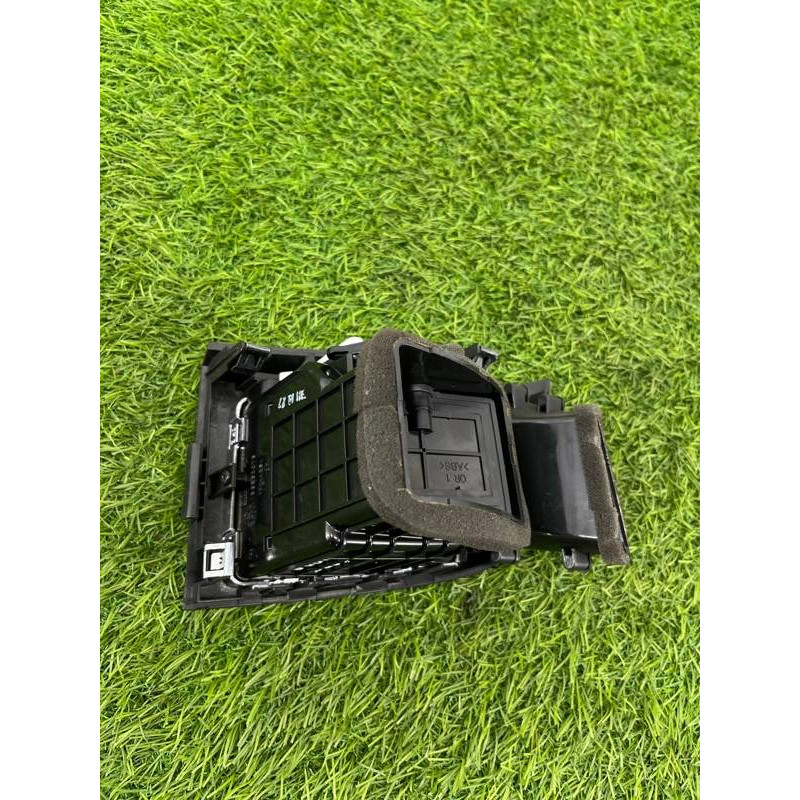 Дефлектор воздуховода (салон) Chevrolet Captiva C140 2011 2.2 D (z22d1) 95388231