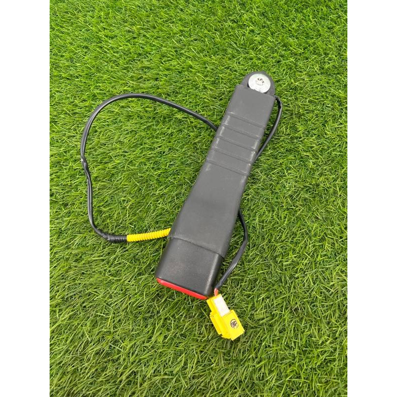 Замок ремня безопасности (airbag/безопасность) Chevrolet Captiva C140 2011 2.2 D (z22d1) 96960489