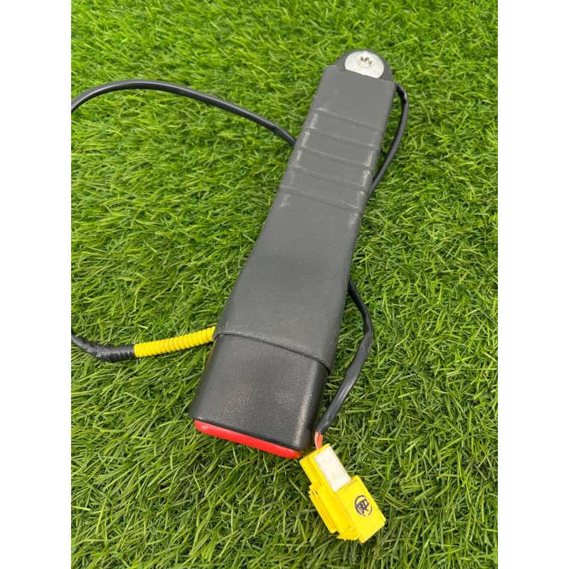 Замок ремня безопасности (airbag/безопасность) Chevrolet Captiva C140 2011 2.2 D (z22d1) 96960489