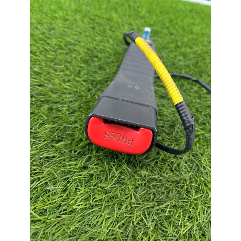 Замок ремня безопасности (airbag/безопасность) Chevrolet Captiva C140 2011 2.2 D (z22d1) 96960489