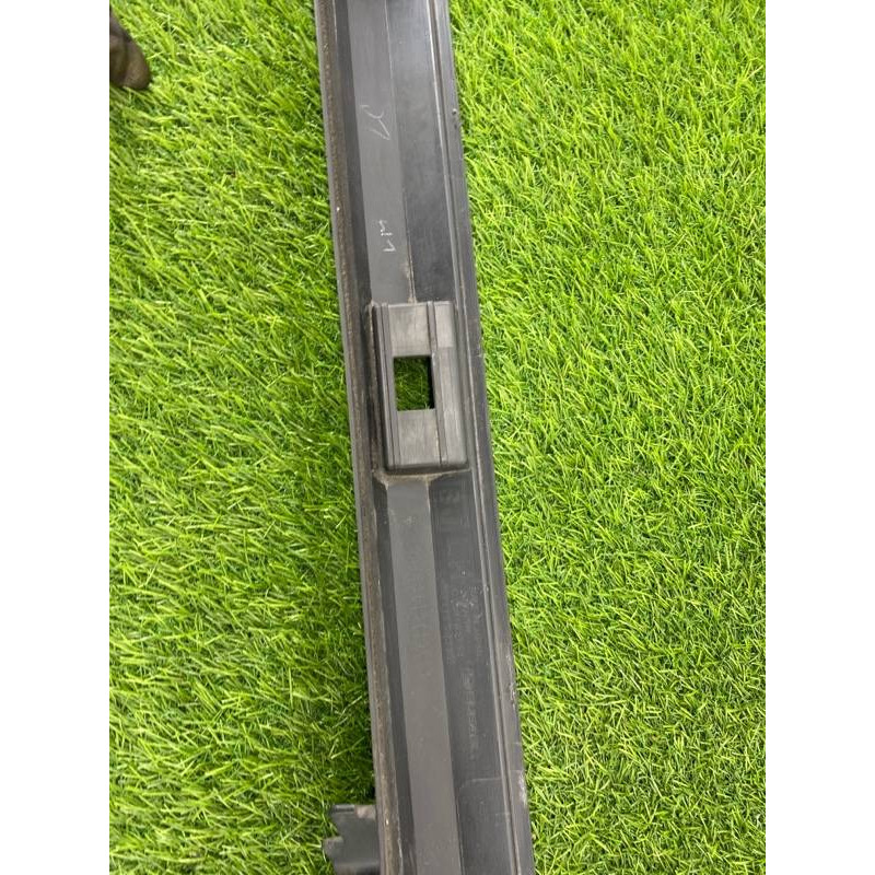 Накладка на поріг (кузов і елементи) Subaru Forester SK 2019 2.5 91112sj330