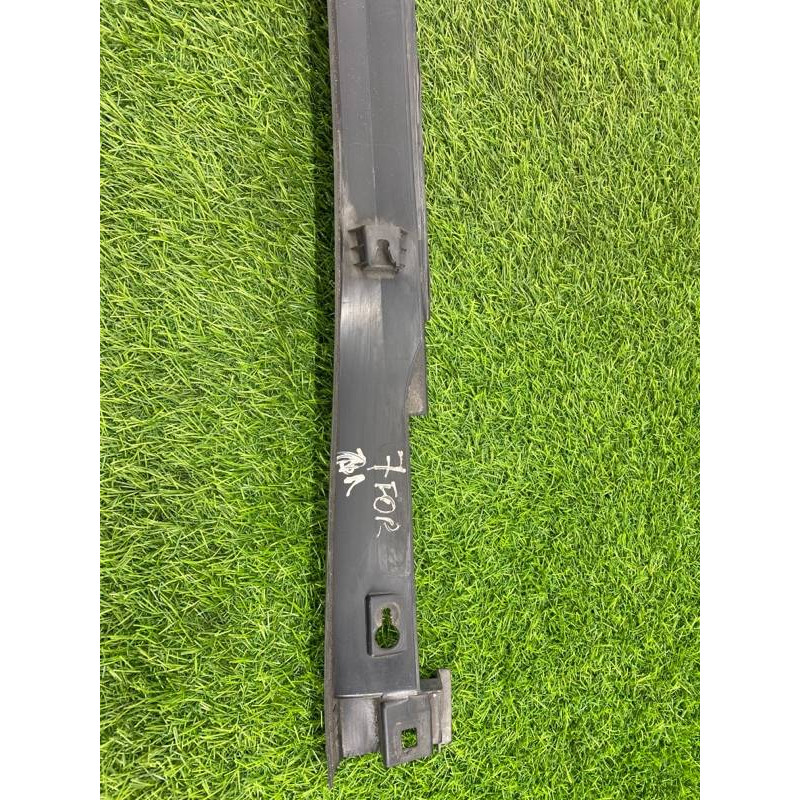 Накладка на поріг (кузов і елементи) Subaru Forester SK 2019 2.5 91112sj330