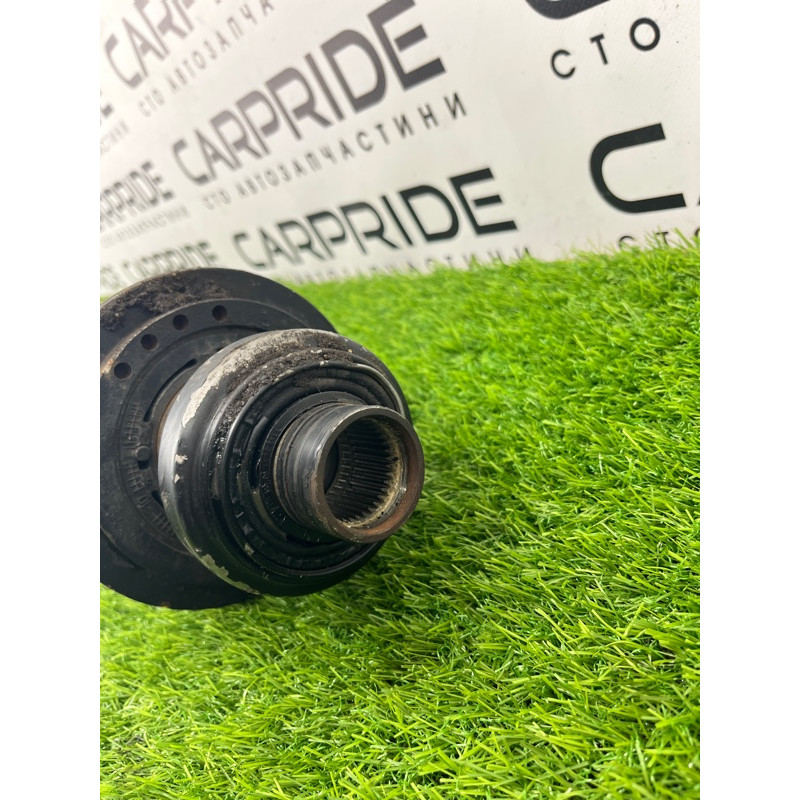 Карданный вал (трансмиссия) Volkswagen Touareg NF 2013 3.0 TDI CRCA 7P0521102P