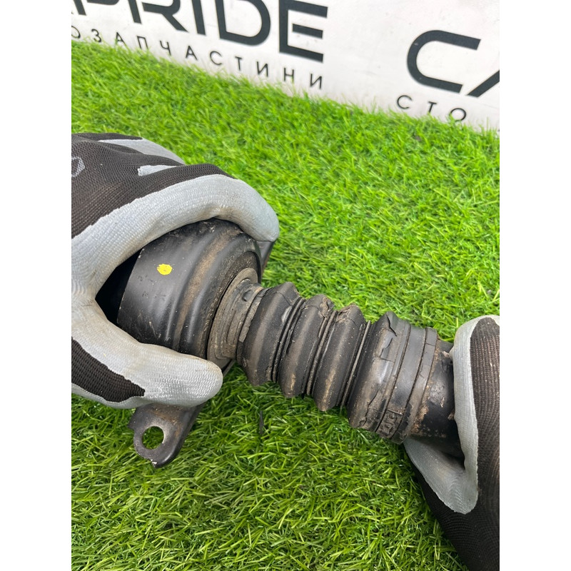 Карданный вал (трансмиссия) Volkswagen Touareg NF 2013 3.0 TDI CRCA 7P0521102P