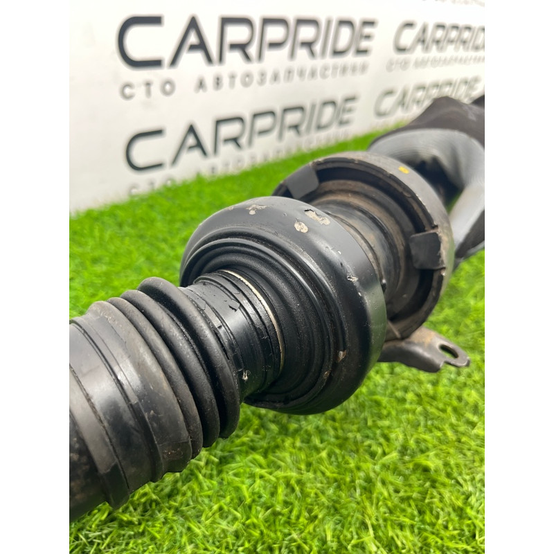 Карданный вал (трансмиссия) Volkswagen Touareg NF 2013 3.0 TDI CRCA 7P0521102P