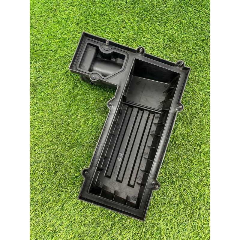 Крышка корпуса воздушного фильтра (впускная система) Volkswagen Tiguan 5N 2011 1.4 CAVA 1k0129607ac