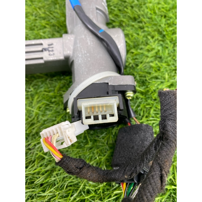 Замок зажигания (электрика) Chevrolet Captiva C140 2011 2.2 D (z22d1) 95201663