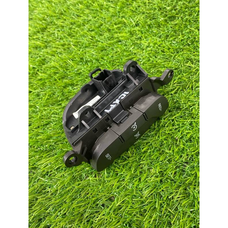 Кнопки руля (электрика / кнопки) Chevrolet Captiva C140 2011 2.2 D (z22d1) 95953921