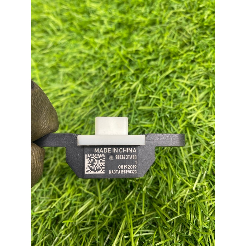 Датчик удара (электрика / датчики) Nissan Rogue T32 2020 2.5 K88363TA8B