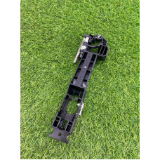 Кронштейн ручки двери