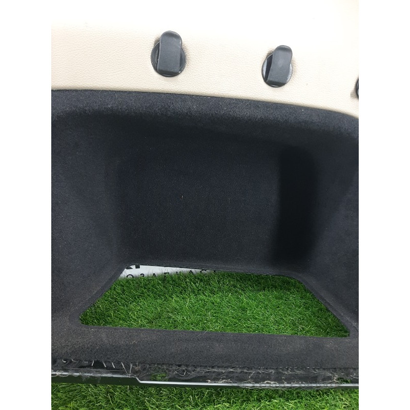 Обшивка багажника (салон) Jeep Grand Cherokee WK2 2018 3.6 5KT381XLAH