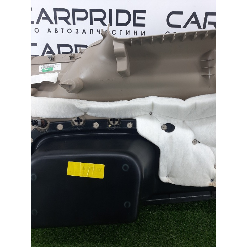 Обшивка багажника (салон) Jeep Grand Cherokee WK2 2018 3.6 5KT381XLAH