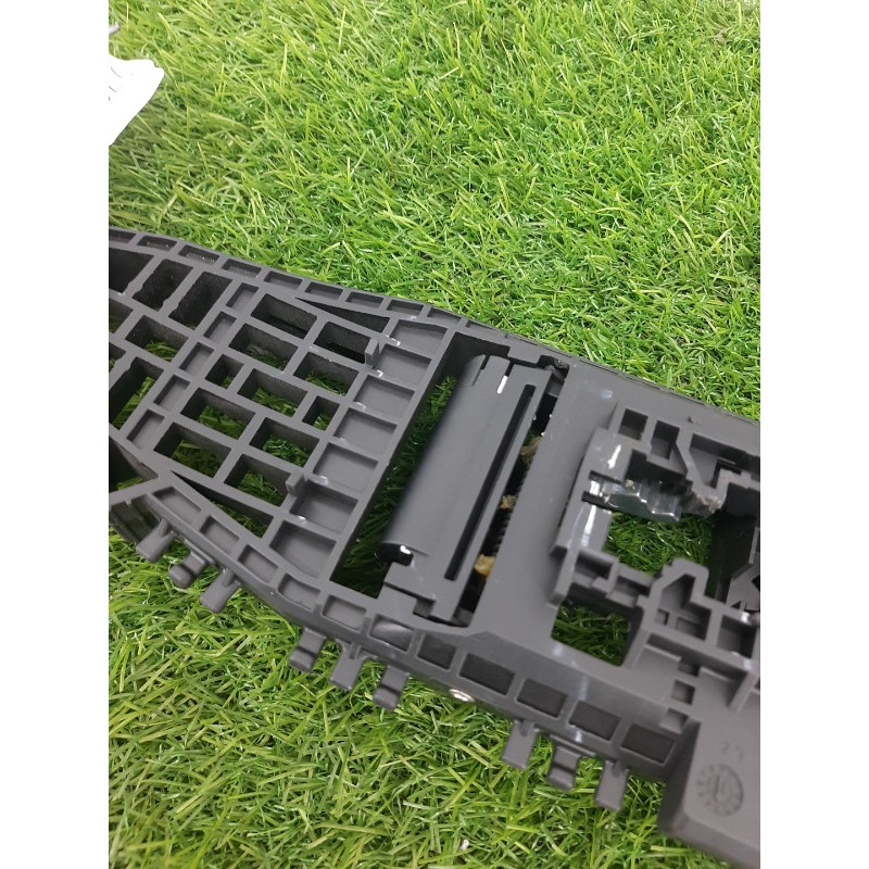 Кронштейн ручки двери (кузов и элементы) Jeep Cherokee KL 2014 2.4 68082687AG