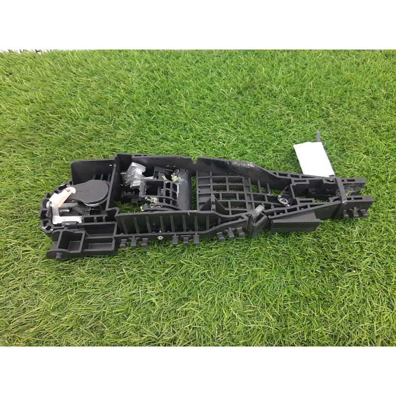 Кронштейн ручки двери (кузов и элементы) Jeep Cherokee KL 2014 2.4 68082687AG