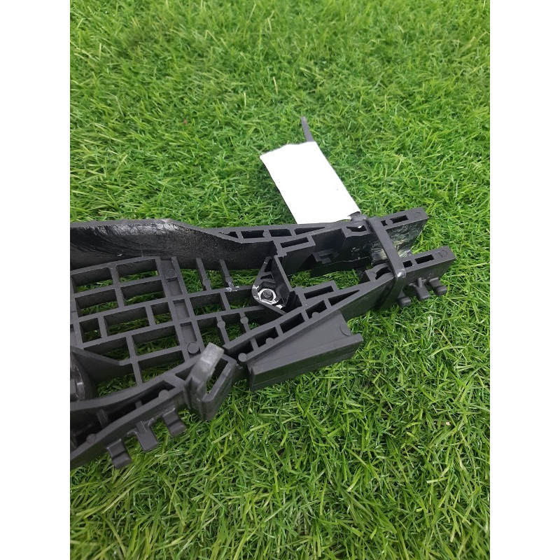 Кронштейн ручки двери (кузов и элементы) Jeep Cherokee KL 2014 2.4 68082687AG