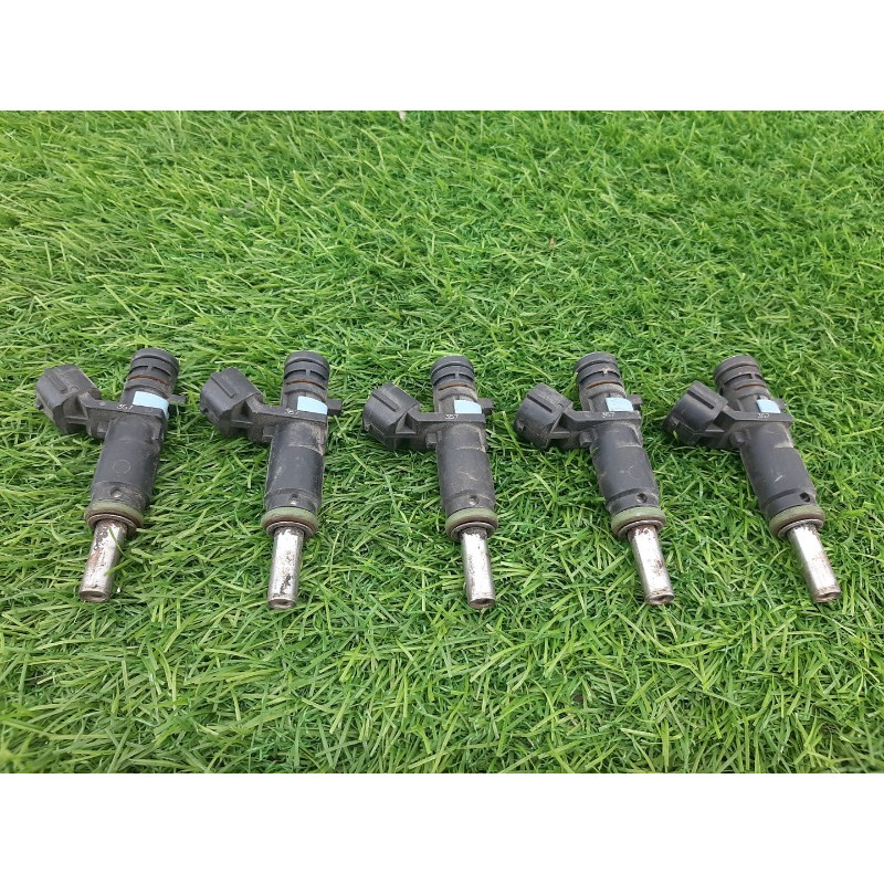 Форсунка топливная (топливная система) Volkswagen Passat B7 2013 2.5 07k906031c