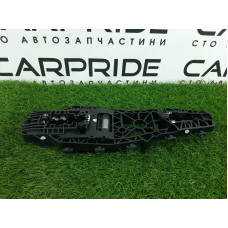 Кронштейн ручки двери