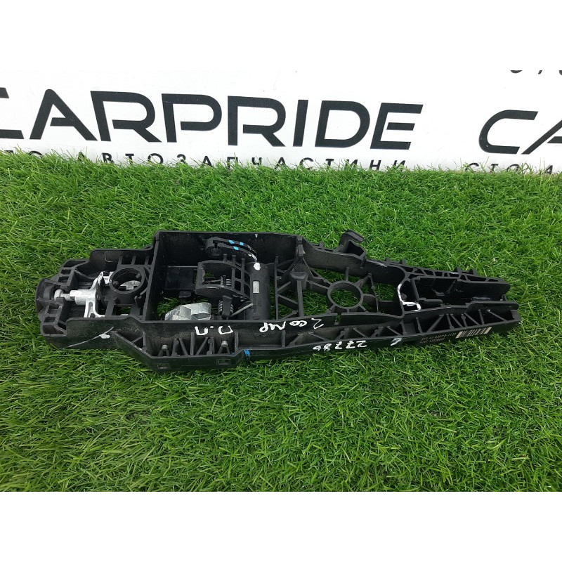 Кронштейн ручки двери (кузов и элементы) Jeep Compass MP 2018 2.4 68242310AB