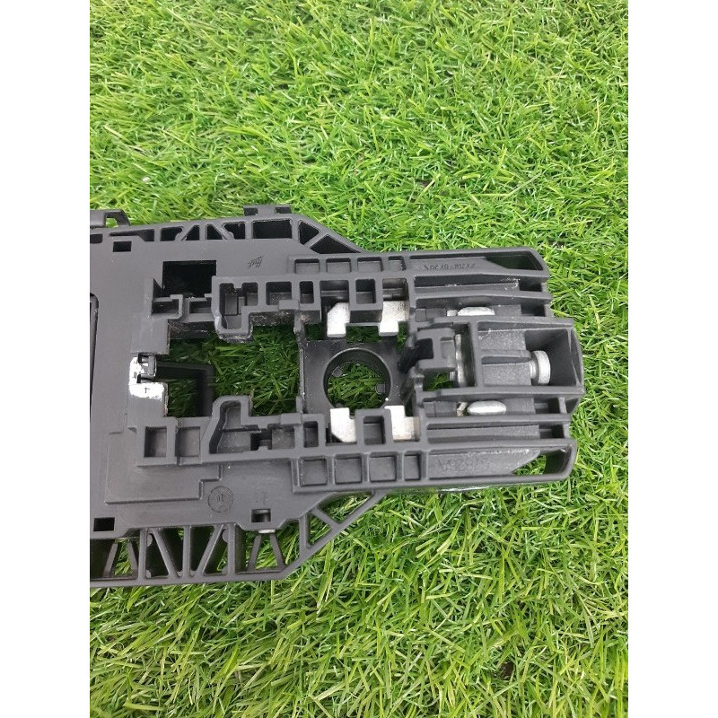 Кронштейн ручки двери (кузов и элементы) Jeep Compass MP 2018 2.4 68242310AB