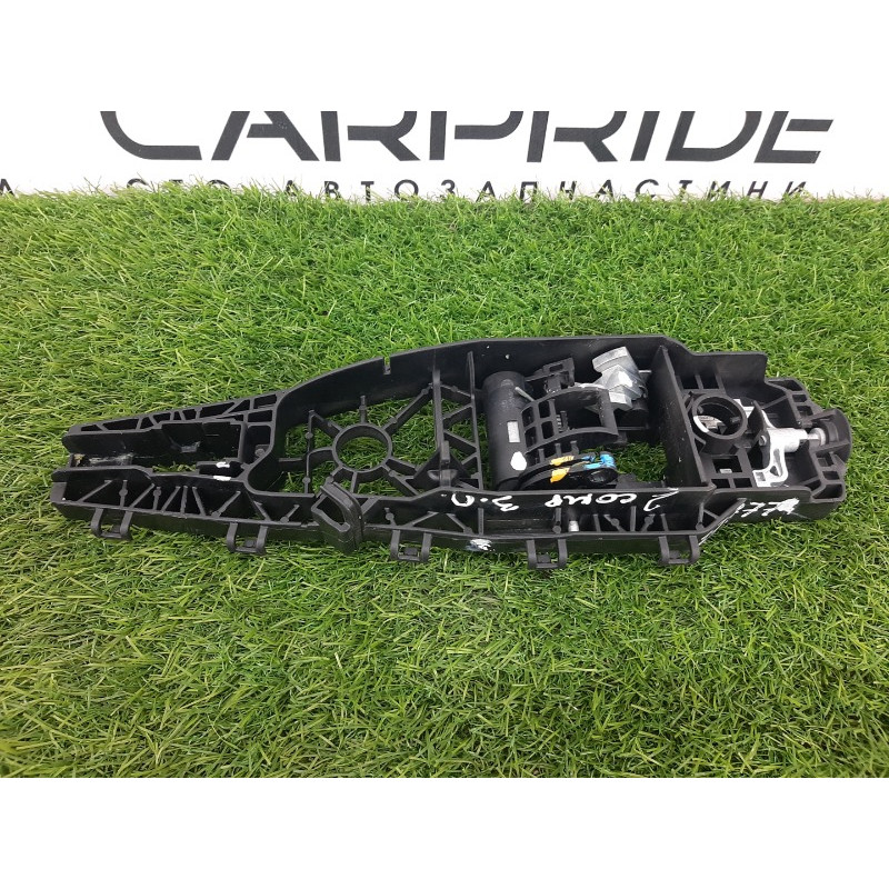 Кронштейн ручки двери (кузов и элементы) Jeep Compass MP 2018 2.4 68242310AB