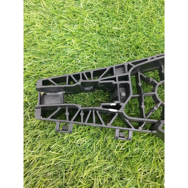 Кронштейн ручки двери (кузов и элементы) Jeep Compass MP 2018 2.4 68242310AB