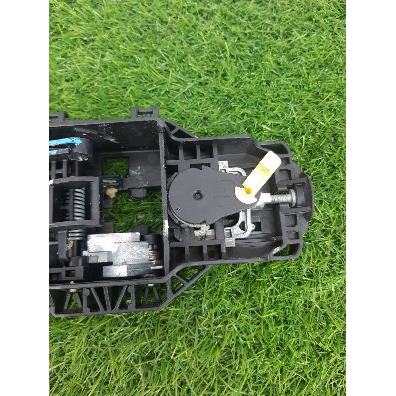 Кронштейн ручки двери (кузов и элементы) Jeep Compass MP 2018 2.4 68242307AB