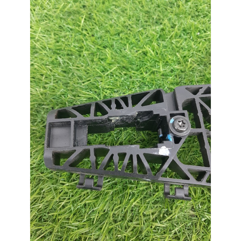 Кронштейн ручки двери (кузов и элементы) Jeep Compass MP 2018 2.4 68242307AB