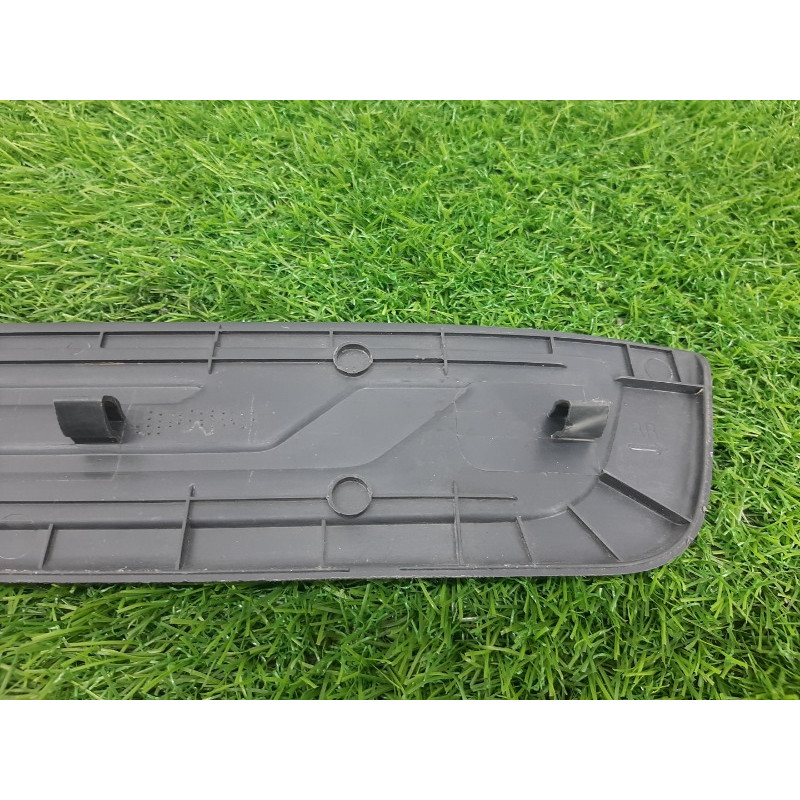 Накладка на порог (кузов и элементы) KIA Sorento UM 2013 2.4 858862p000