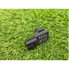 Датчик давления вакуумного усилителя