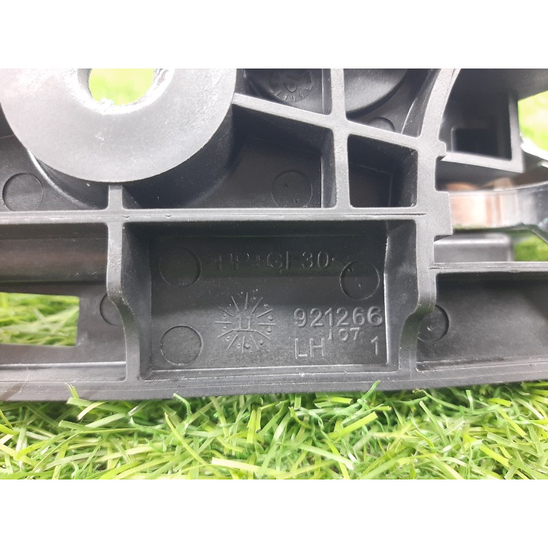 Ручка двери внутренняя (салон) Jeep Grand Cherokee WK2 2018 3.6 68079303AB